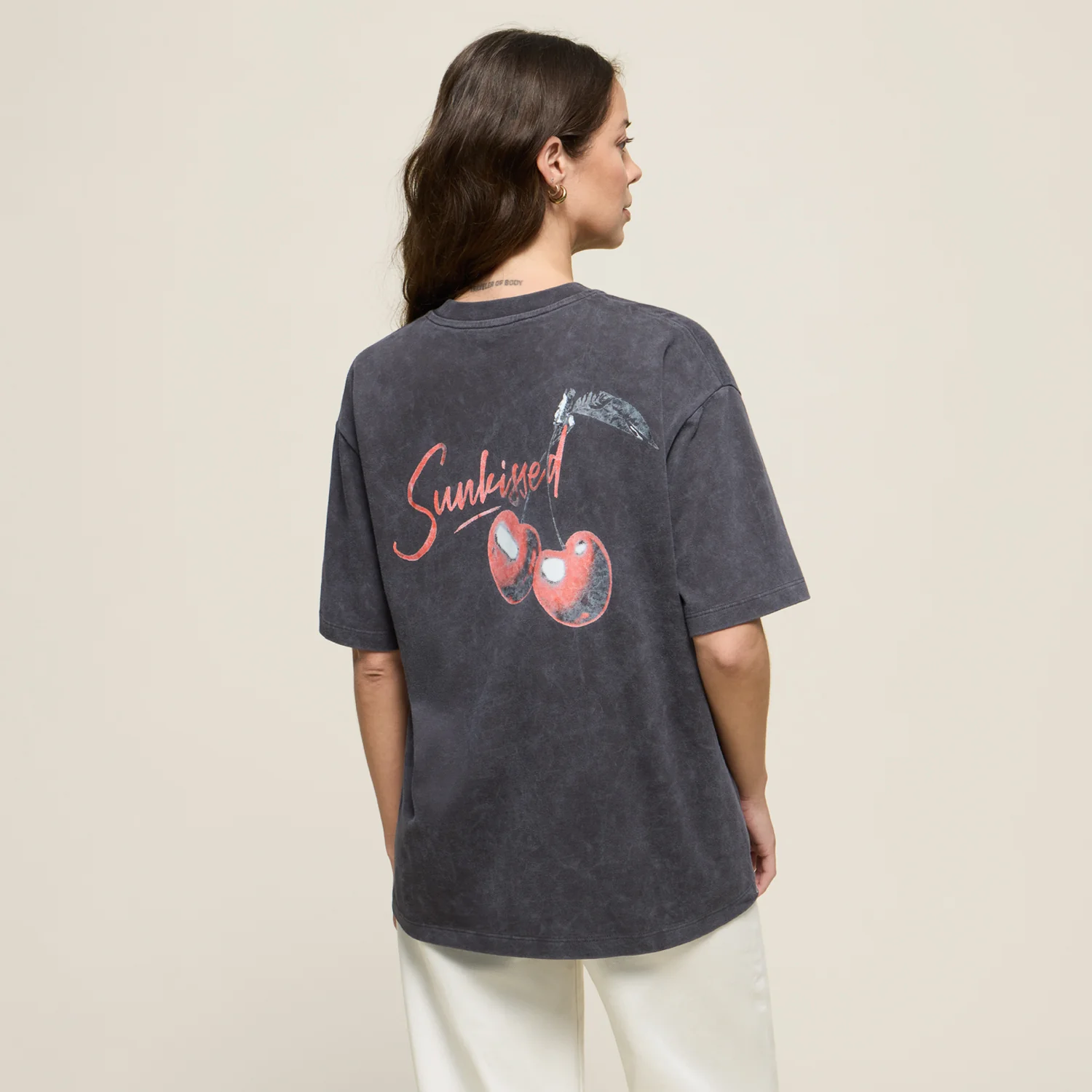 T-SHIRT SUNKISSED DARK GREY - Image 3